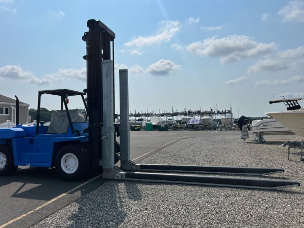 Forklift